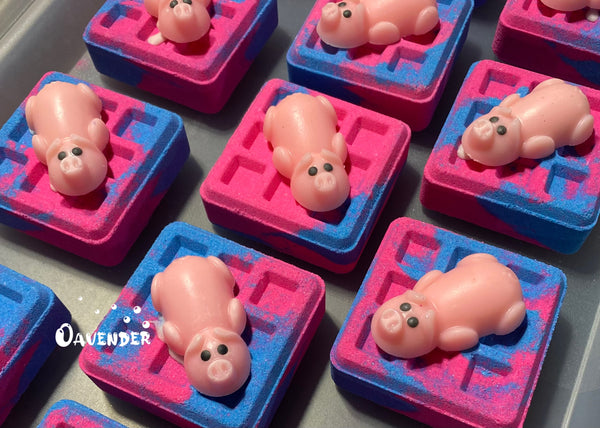 Piggy Bath Bomb